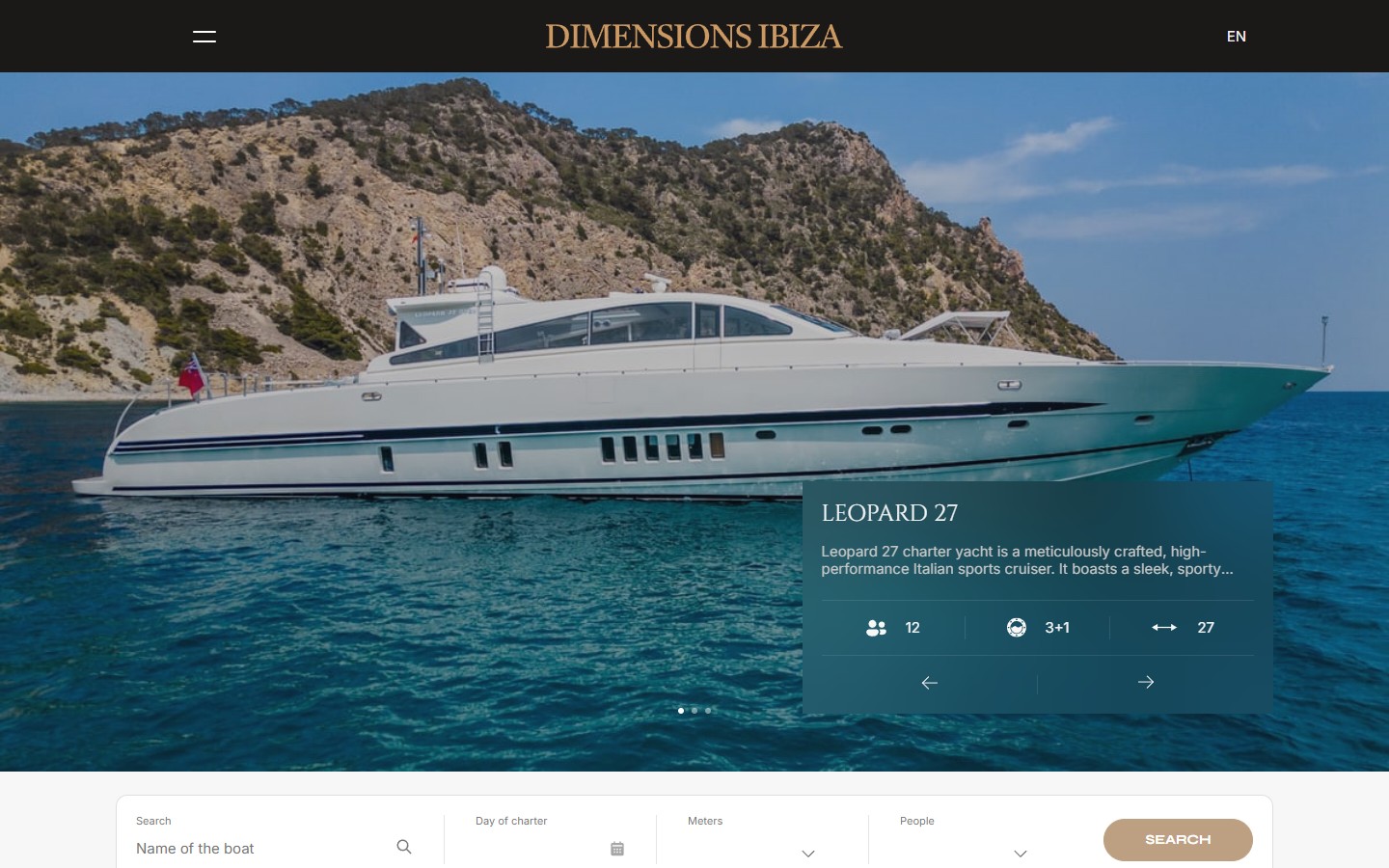 Hero сторінки yachts — Leopard 27 на воді біля скелястого берега Ібіци, картка з описом і спеціфікаціями (12 people, 3+1 cabins, 27m), карусель-стрілки, нижче фільтр